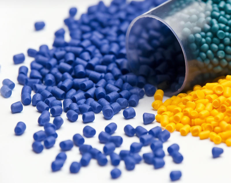 TPE materialları üçün doldurucuları seçərkən hansı amillər nəzərə alınmalıdır?